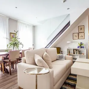 Rg Duplex San Bernardo , Seville Spain