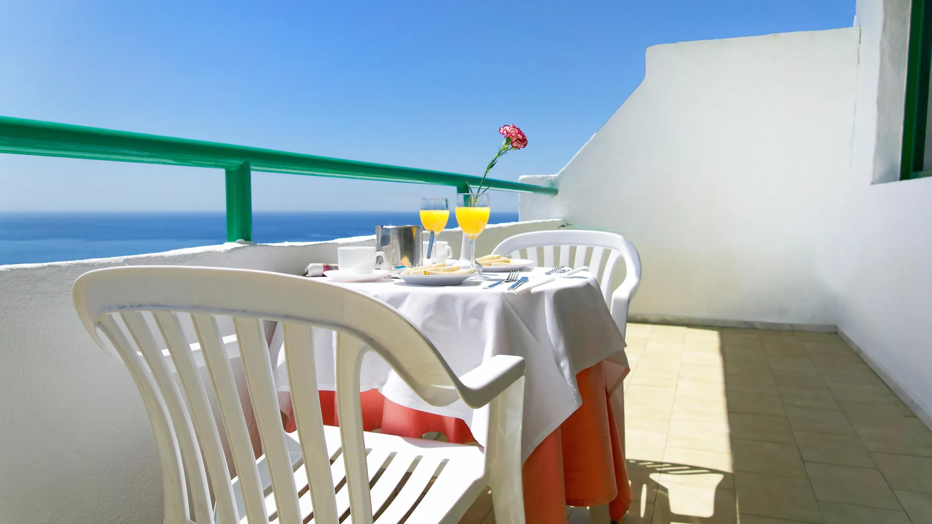 Apartamentos Monteparaiso Puerto Rico
